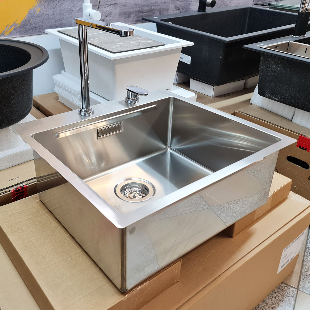 Baterie-Bucatarie-sub-geam-CookingAidBox-QS-3000-5