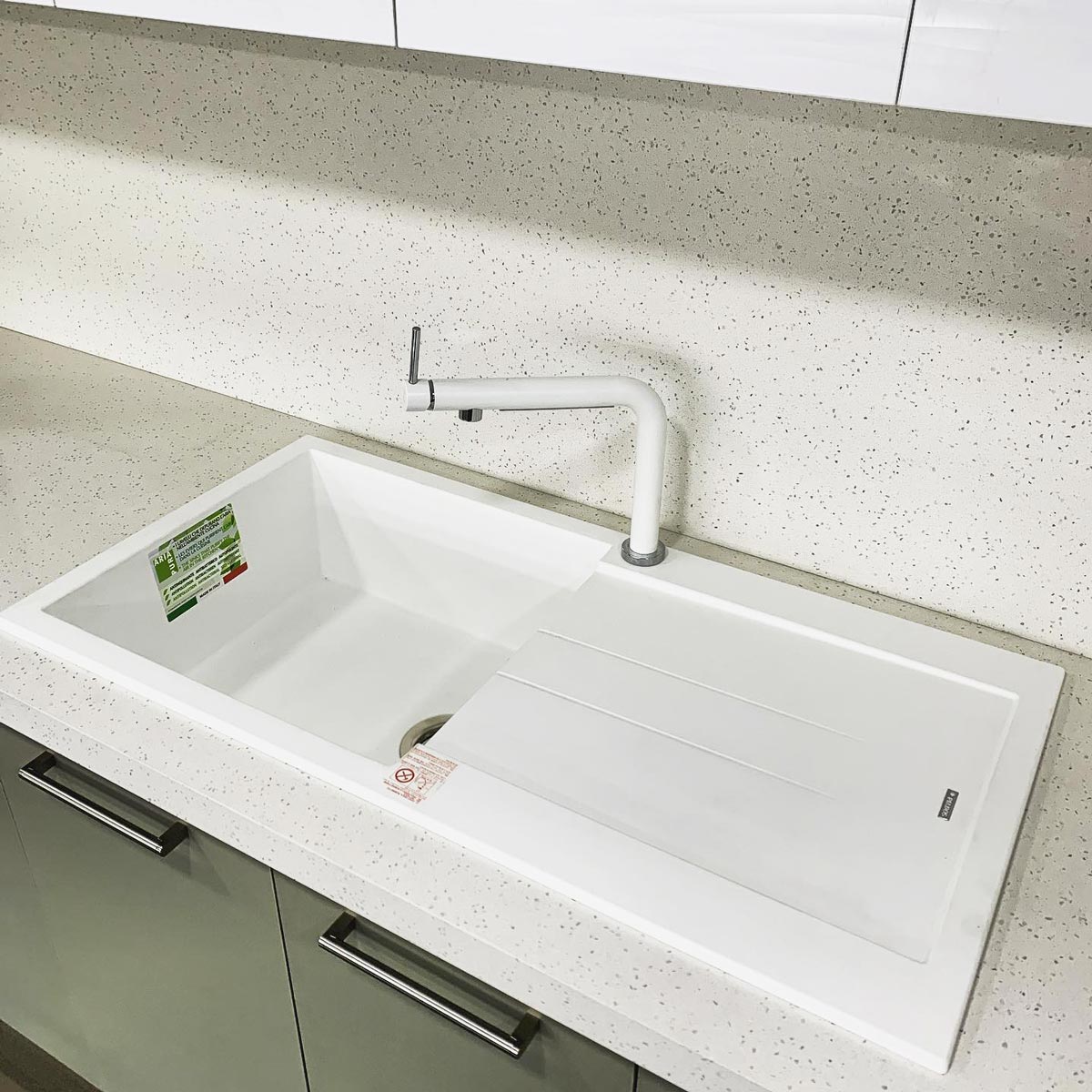 Baterie-Bucatarie-CookingAid-Lumix-cu-LED-si-senzor-touch-5a