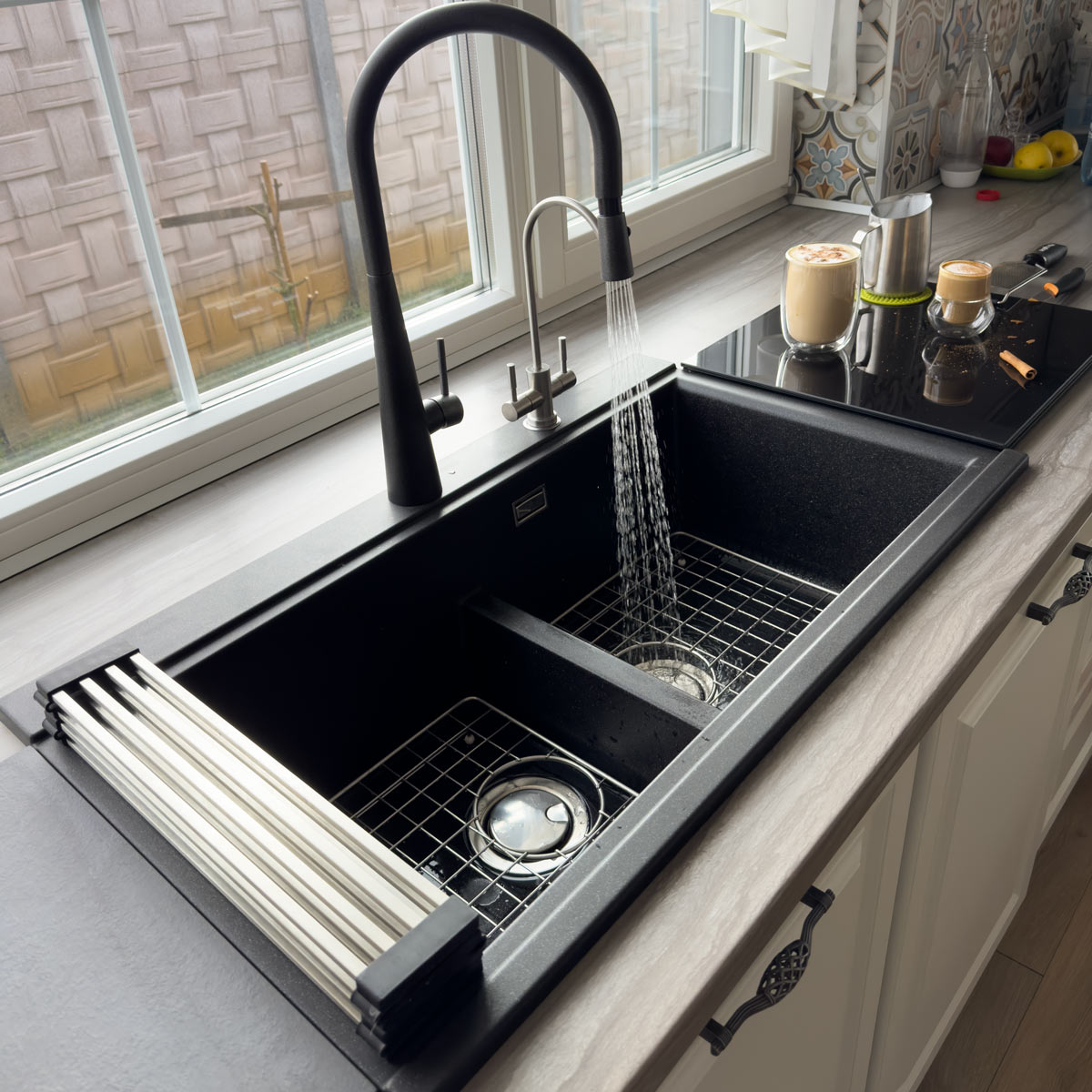 Chiuveta-Bucatarie-CookingAid-Kinga-LX8620-black-metal-quartz-negru-metalic-cu-baterie-Kinga-Newmix-90-49