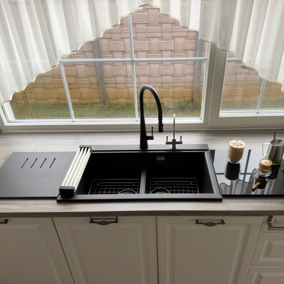 Chiuveta-Bucatarie-CookingAid-Kinga-LX8620-black-metal-quartz-negru-metalic-cu-baterie-Kinga-Newmix-90-52