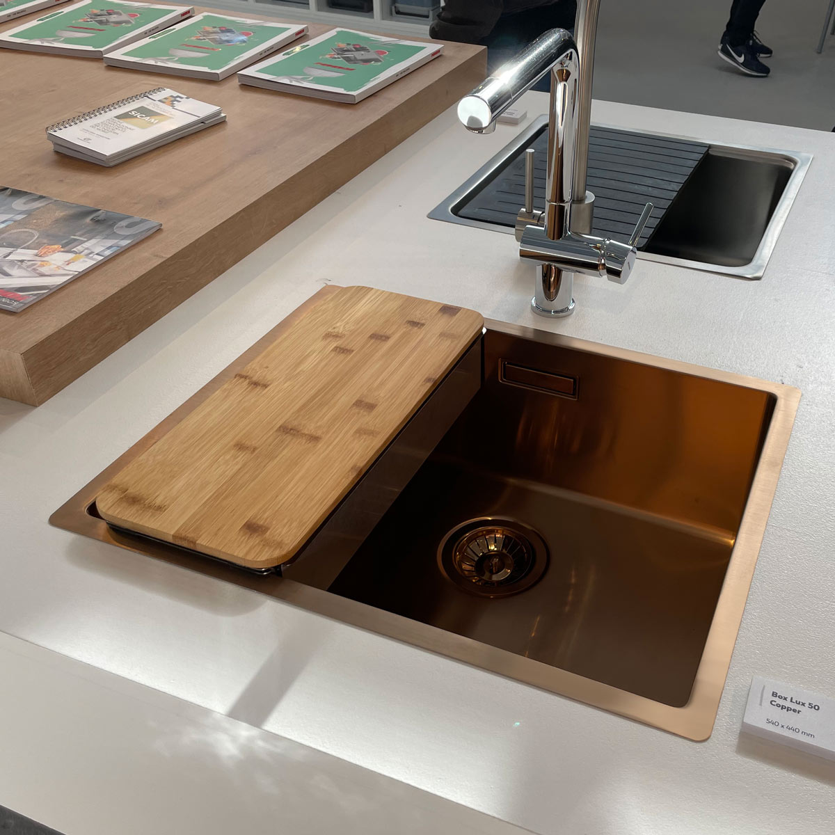 Chiuveta-Bucatarie-inox-CookingAid-Box-Lux-50-Copper-By-Rodi-1