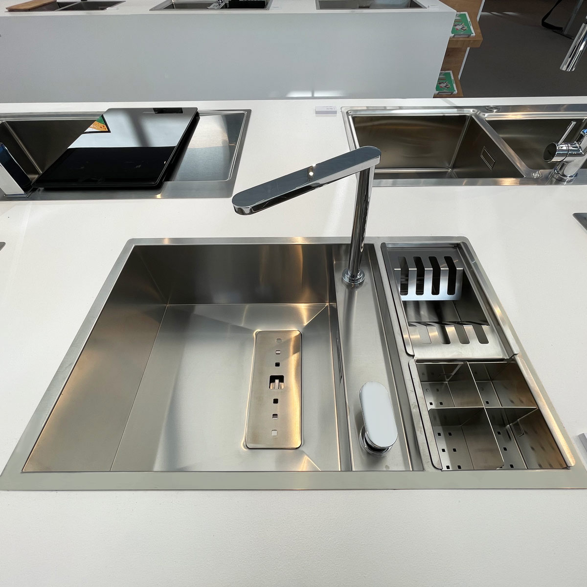 Chiuveta-Bucatarie-inox-CookingAid-Invisible-70-By-Rodi-5