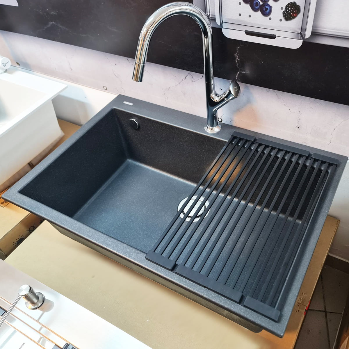 Gratar-pliabil-inox-negru-CookingAid-50cm-x-32cm-1