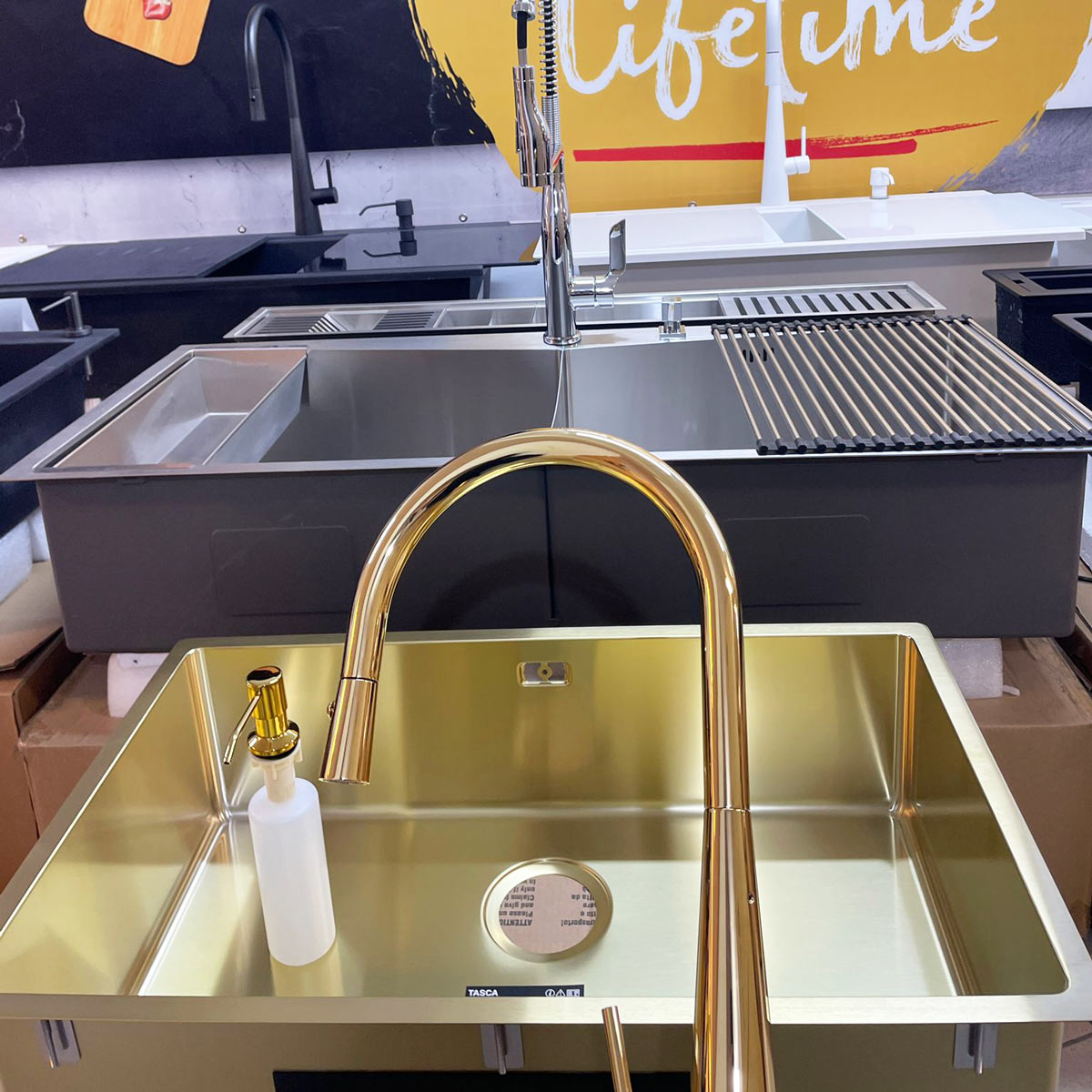 Baterie-bucatarie-Aurie-CookingAid-Newmix-90-Golden-Tap-22
