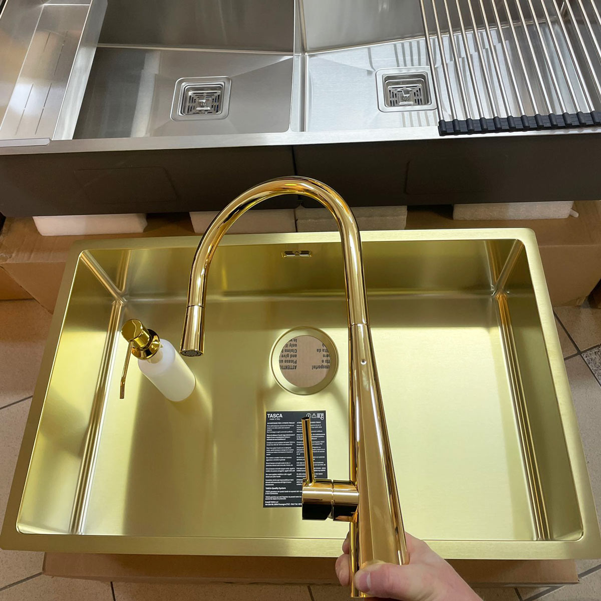 Baterie-bucatarie-Aurie-CookingAid-Newmix-90-Golden-Tap-26