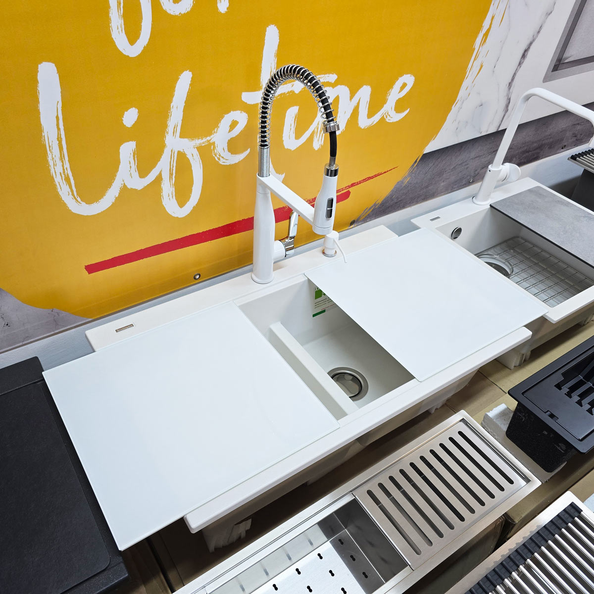 Set-Chiuveta-Bucatarie-CookingAid-Kinga-LX8620-alb-polar-Baterie-Neo-Spring-White-Chrome-9