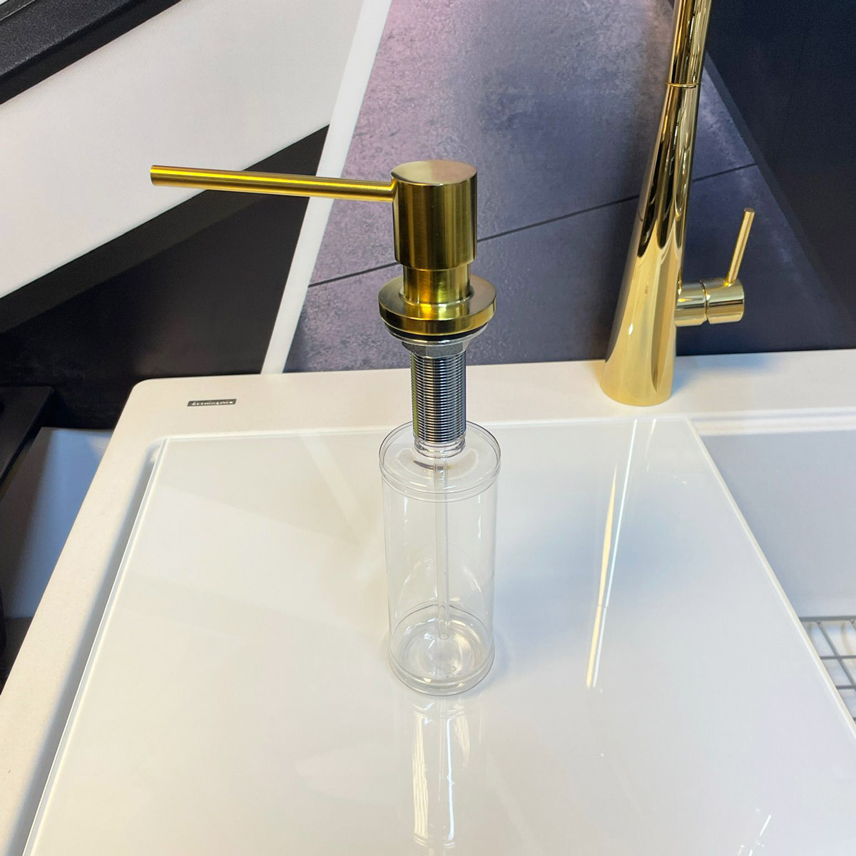 Dozator-detergent-auriu-Tasca-soap-dispenser-Gold-051-13
