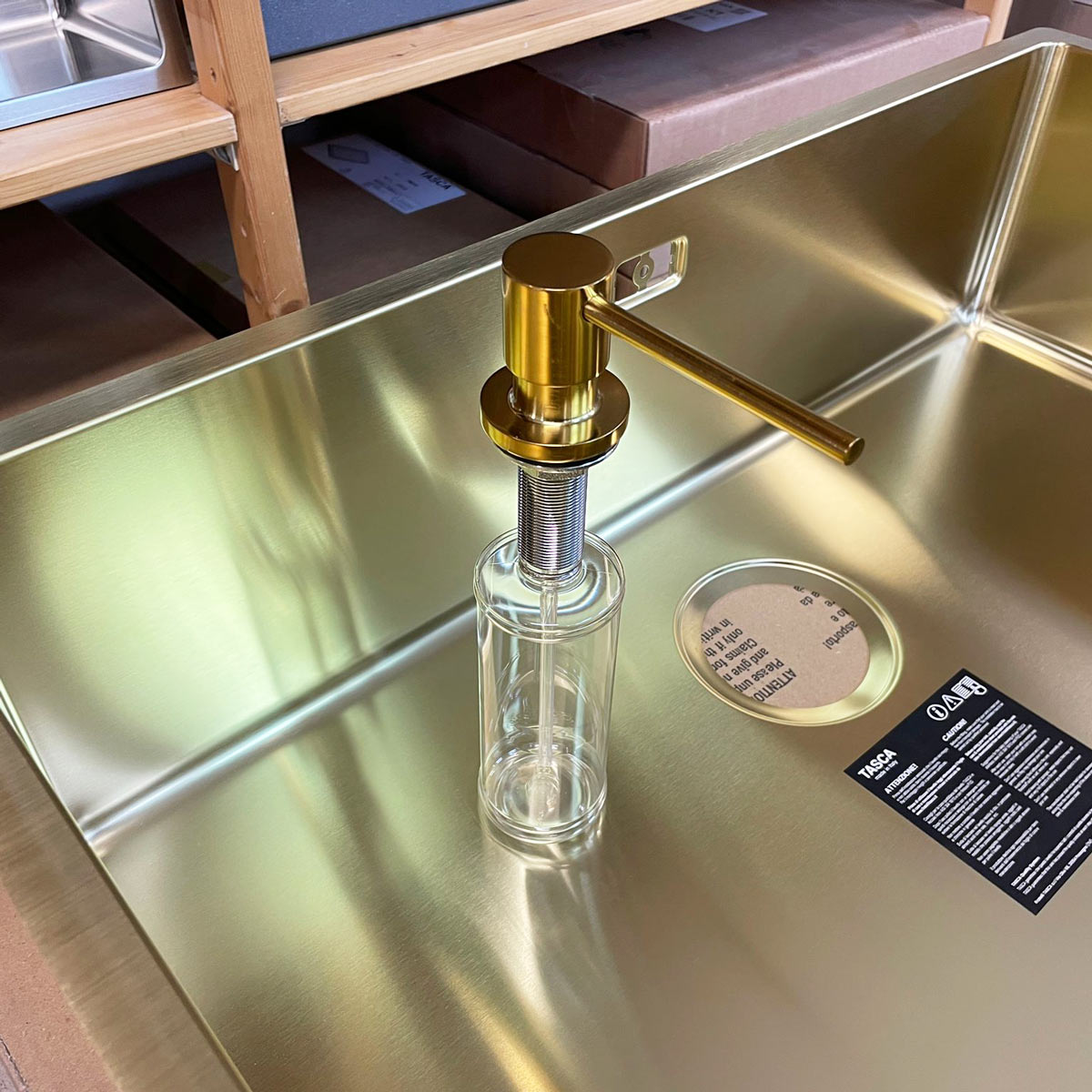 Dozator-detergent-auriu-Tasca-soap-dispenser-Gold-051-5