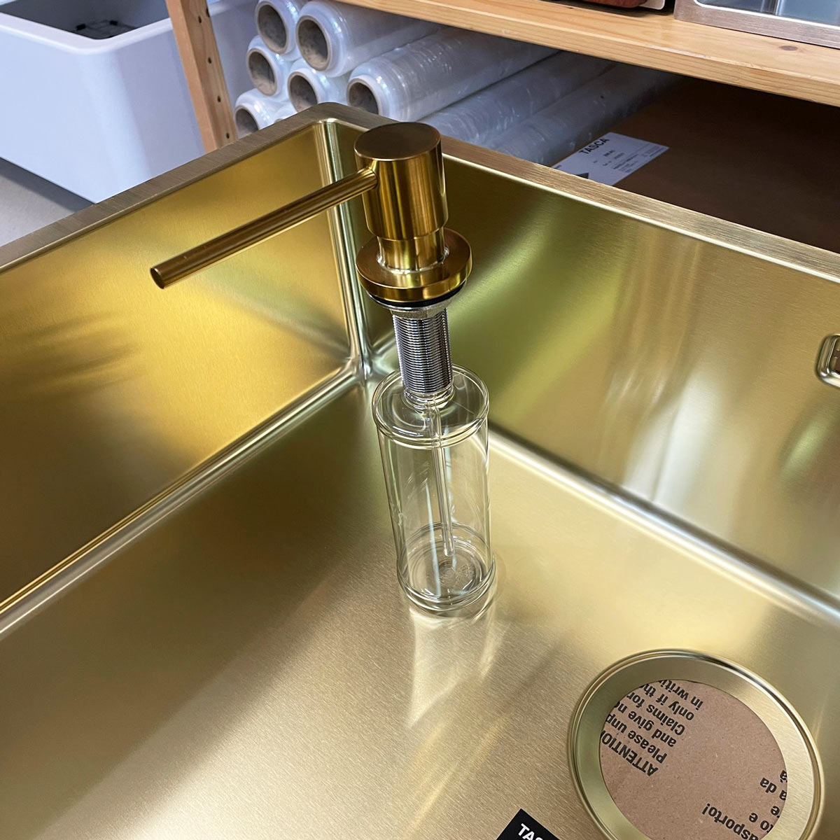 Dozator-detergent-auriu-Tasca-soap-dispenser-Gold-051-6